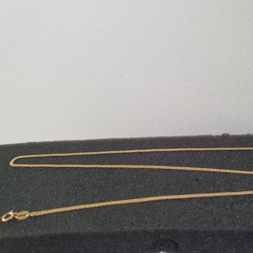 Gold necklace 20inches - Picture 17 of 17